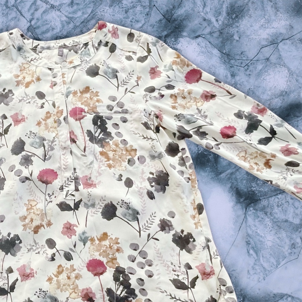 NYDJ Floral Tunic Blouse - Picture 6 of 6